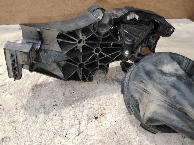 bontott FORD FUSION Váltó Kulissza