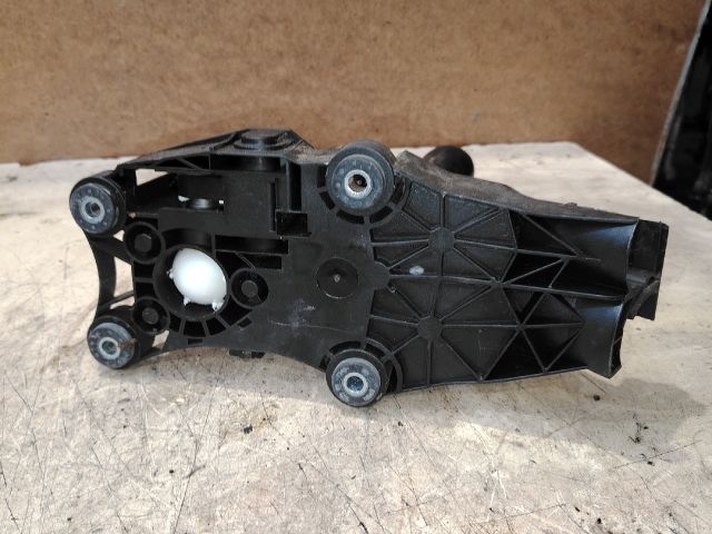 bontott FORD FUSION Váltó Kulissza