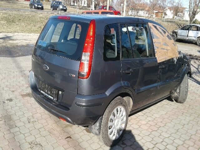 bontott FORD FUSION Váltó (Mechanikus)