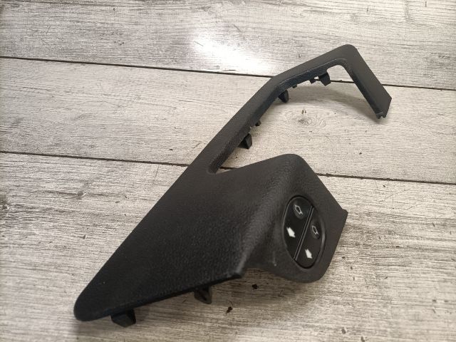 bontott FORD FUSION Ablakemelő Kapcsoló Négyes / Kettes