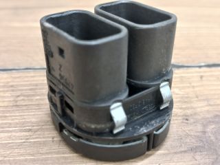 bontott FORD FUSION Ablakemelő Kapcsoló Négyes / Kettes