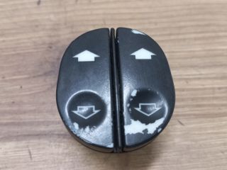 bontott FORD FUSION Ablakemelő Kapcsoló Négyes / Kettes