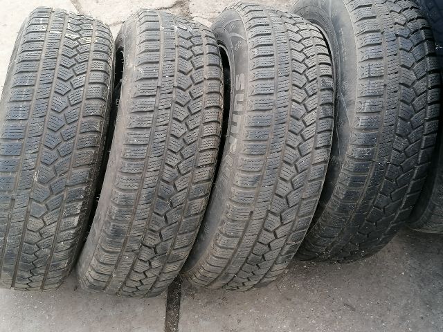 bontott FORD FUSION Acélfelni Szett Gumival