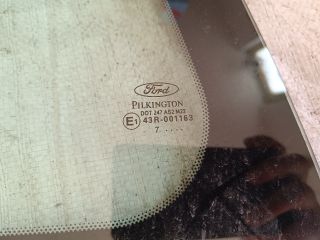bontott FORD FUSION Bal C Oszlop Oldalablak Üveg