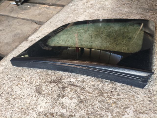 bontott FORD FUSION Bal C Oszlop Oldalablak Üveg