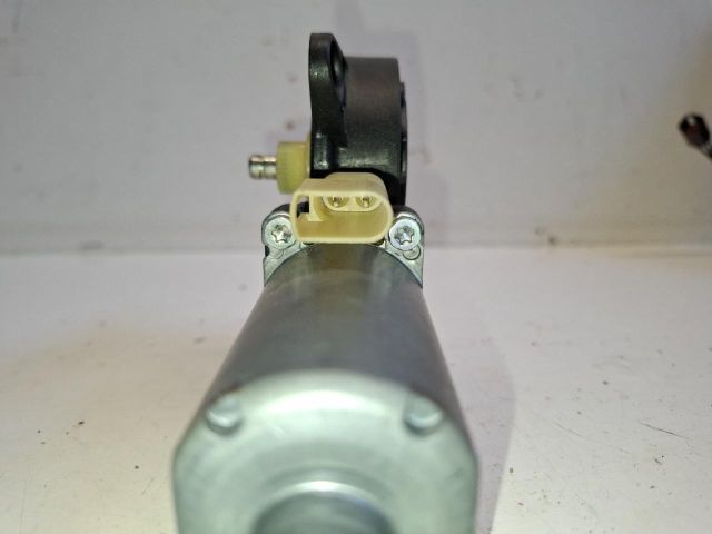 bontott FORD FUSION Bal első Ablakemelő Motor