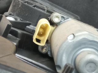 bontott FORD FUSION Bal első Ablakemelő Szerkezet (Elektromos)