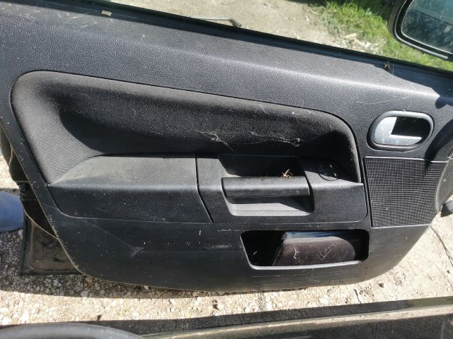 bontott FORD FUSION Bal első Ajtó (Részeivel)