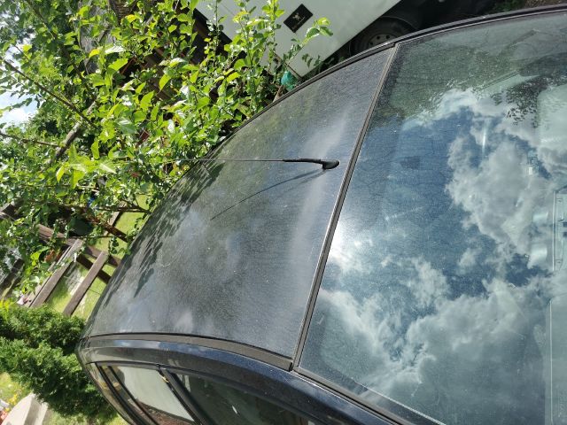 bontott FORD FUSION Bal első Dobbetét (Kerékjárati, Műanyag)