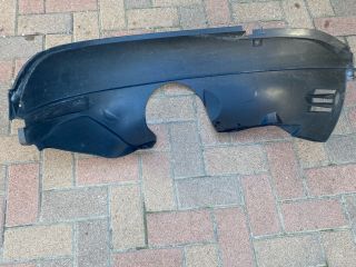 bontott FORD FUSION Bal első Dobbetét (Kerékjárati, Műanyag)