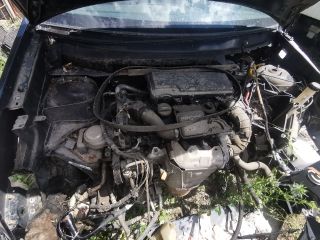 bontott FORD FUSION Bal első Dobbetét (Kerékjárati, Műanyag)