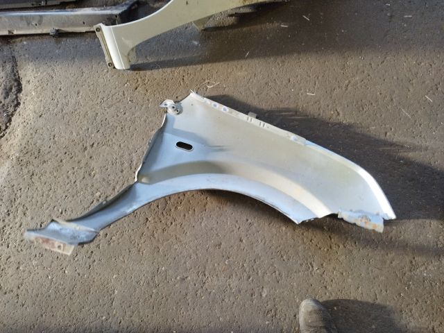 bontott FORD FUSION Bal első Sárvédő