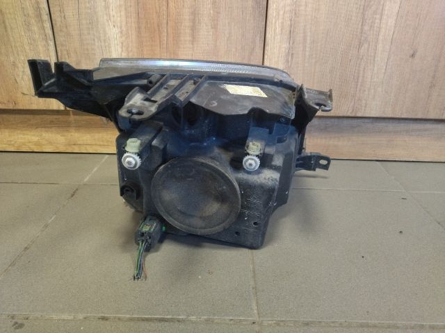 bontott FORD FUSION Bal Fényszóró