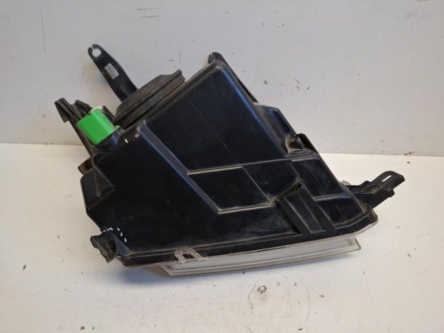 bontott FORD FUSION Bal Fényszóró