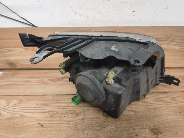 bontott FORD FUSION Bal Fényszóró