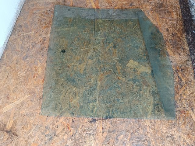 bontott FORD FUSION Bal hátsó Ablak