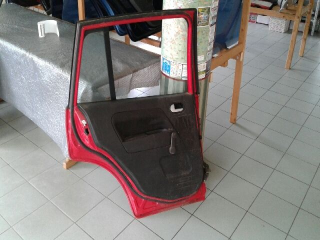 bontott FORD FUSION Bal hátsó Ajtó (Részeivel)