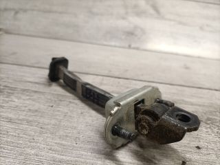 bontott FORD FUSION Bal hátsó Ajtóhatároló