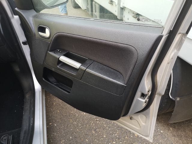 bontott FORD FUSION Bal hátsó Biztonsági Öv Csat