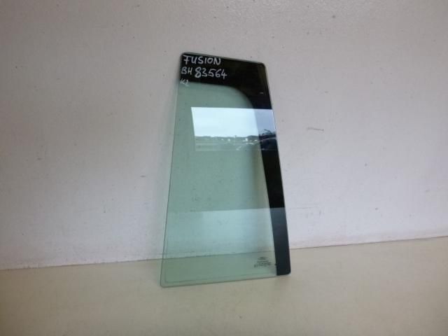 bontott FORD FUSION Bal hátsó Fixüveg (Ajtóban)