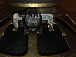 bontott FORD FUSION Bal hátsó Hangszóró