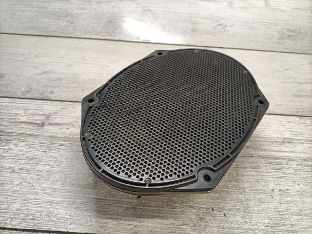 bontott FORD FUSION Bal hátsó Hangszóró