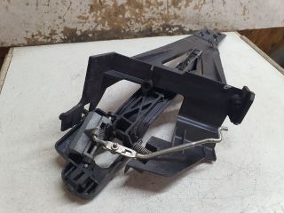 bontott FORD FUSION Bal hátsó Külső Kilincsfészek