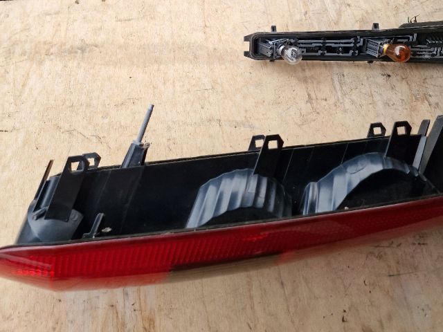 bontott FORD FUSION Bal Hátsó Lámpa