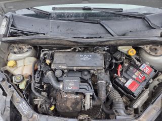 bontott FORD FUSION Bal Hátsó Lámpa