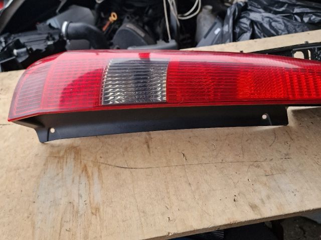 bontott FORD FUSION Bal Hátsó Lámpa