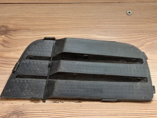 bontott FORD FUSION Bal Ködlámpa Rács