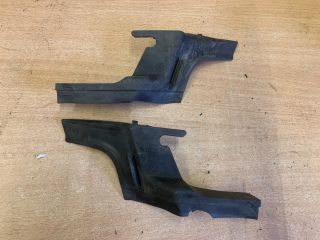 bontott FORD FUSION Bal Levélrács Záróvég