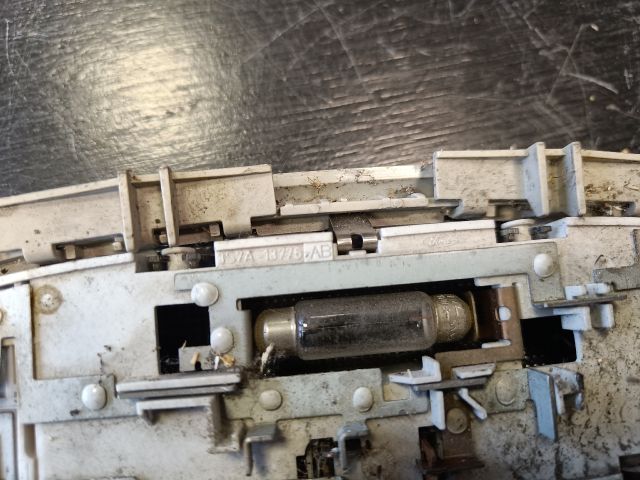 bontott FORD FUSION Beltér Világítás Első