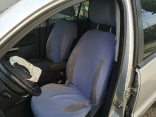 bontott FORD FUSION Csomagtérajtó Gumikéder