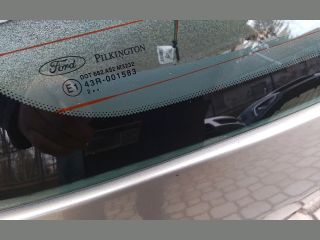 bontott FORD FUSION Csomagtérajtó (Részeivel)