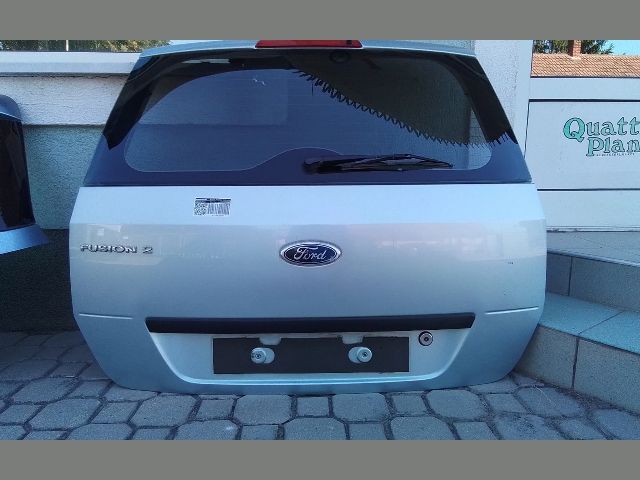 bontott FORD FUSION Csomagtérajtó (Részeivel)