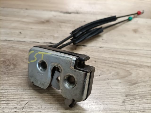 bontott FORD FUSION Csomagtérajtó Zárszerkezet