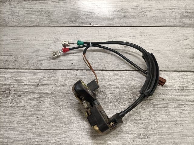 bontott FORD FUSION Csomagtérajtó Zárszerkezet