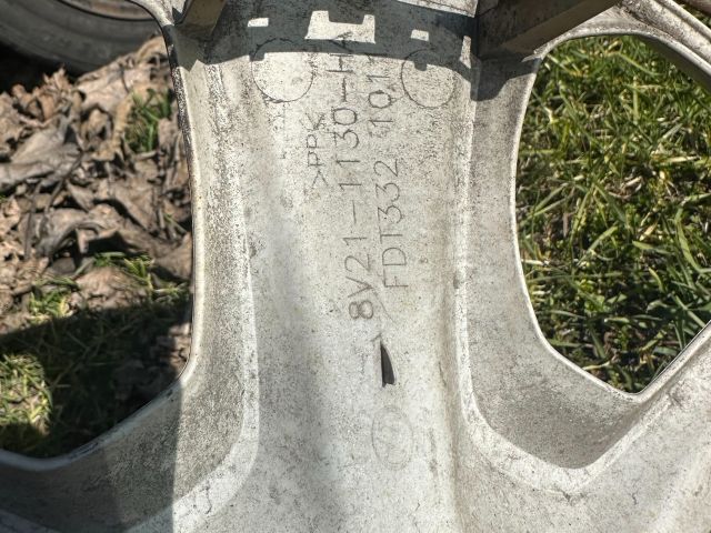 bontott FORD FUSION Dísztárcsa (1 db)