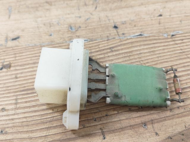 bontott FORD FUSION Előtét Ellenállás Fűtőmotor