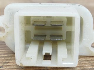 bontott FORD FUSION Előtét Ellenállás Fűtőmotor