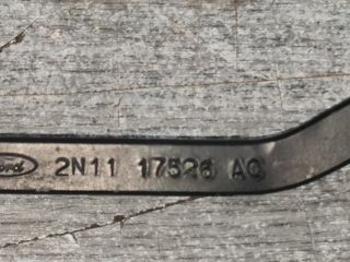 bontott FORD FUSION Első Ablaktörlő Kar