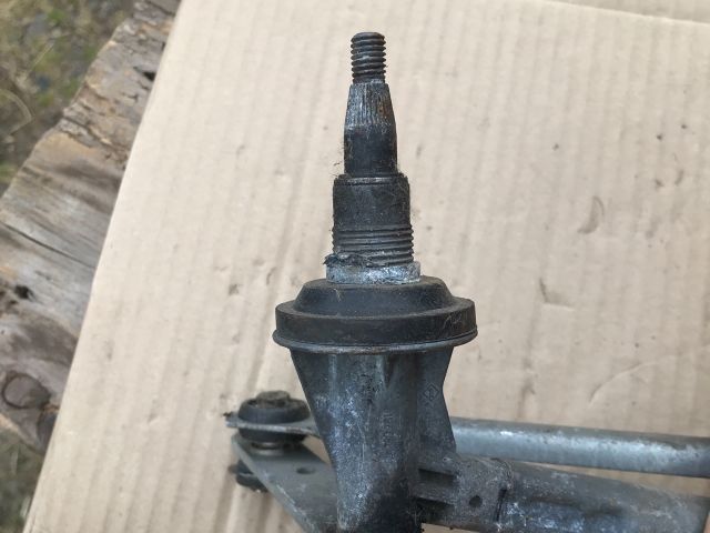 bontott FORD FUSION Első Ablaktörlő Szerkezet Motorral