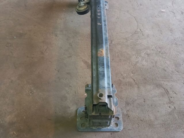 bontott FORD FUSION Első Lökhárító Merevítő (Fém)