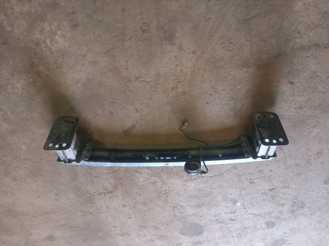 bontott FORD FUSION Első Lökhárító Merevítő (Fém)