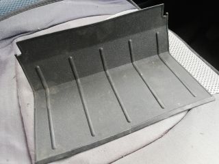 bontott FORD FUSION Első Tároló Rekesz