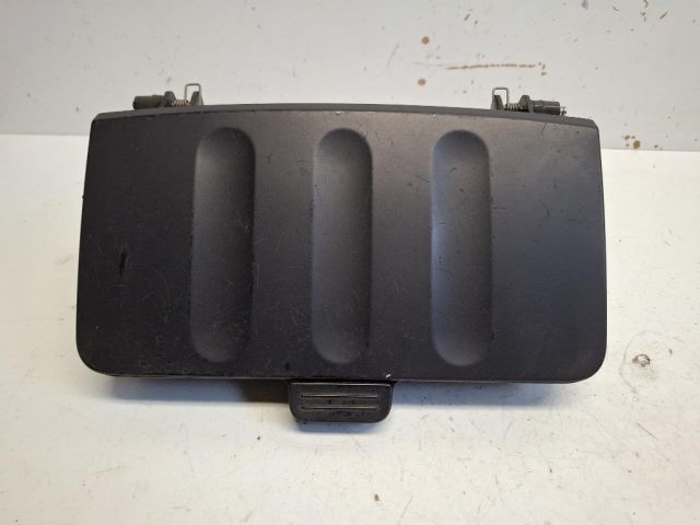 bontott FORD FUSION Első Tároló Rekesz