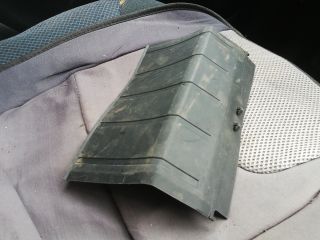 bontott FORD FUSION Első Tároló Rekesz