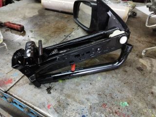 bontott FORD FUSION Emelő