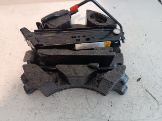 bontott FORD FUSION Emelő